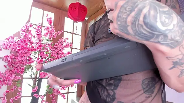 miss___angel's cam snapshot