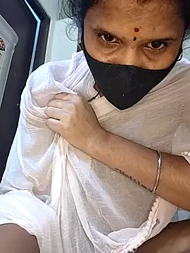 Kalpanasexbaby143's cam snapshot