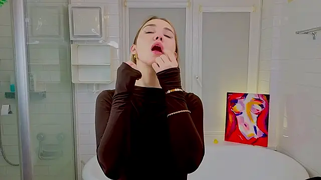 LeenaPuita's cam snapshot