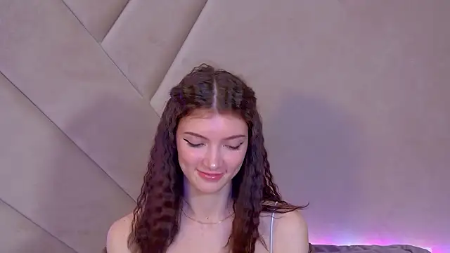 SophiaProve's cam snapshot