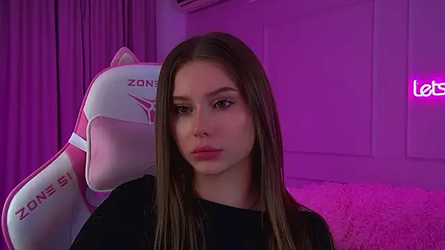 DianaVert's cam snapshot