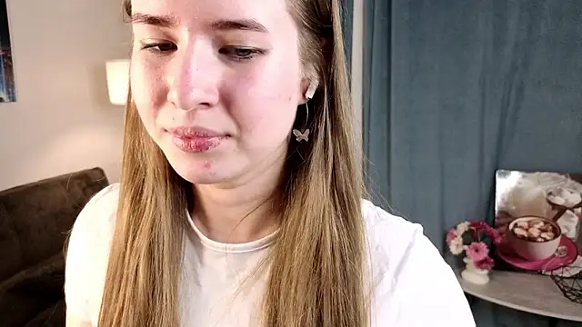 MowasaBritten's cam snapshot