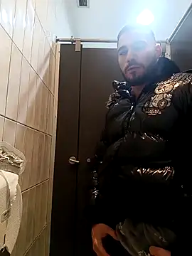 Activazo2's cam snapshot