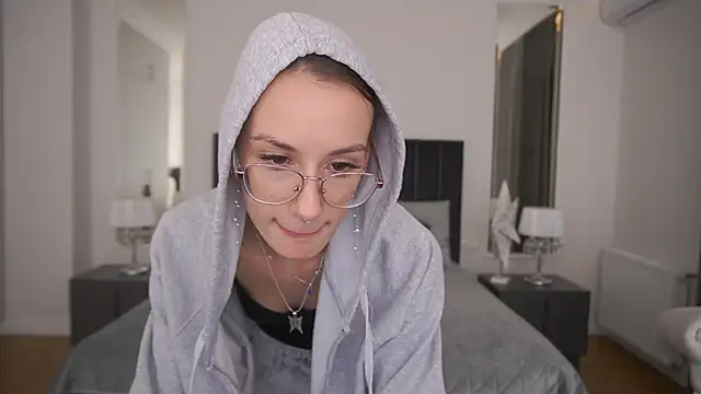 CozyMell live sex cam