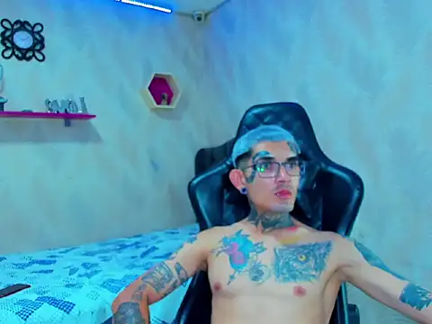 Boy_tatto77's cam snapshot