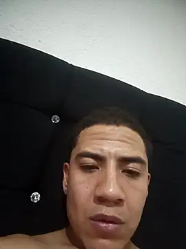 jheico_collins's cam snapshot