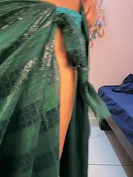 DevineDevilQueen live sex cam