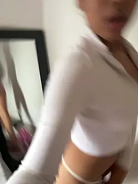 Miagomezx live sex cam