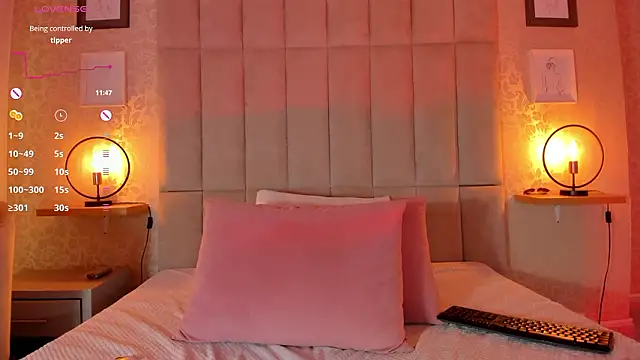 Amy-Saenz's cam snapshot