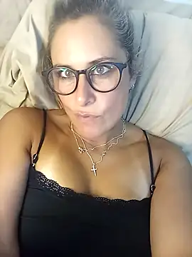 viviana49sexy's cam snapshot