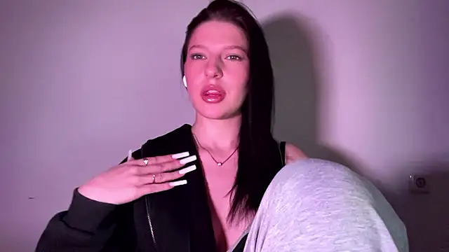 Sarahsolara's cam snapshot