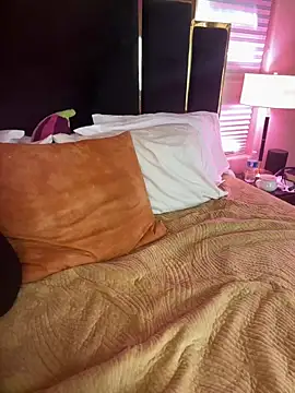 KarissaChantelle live sex cam