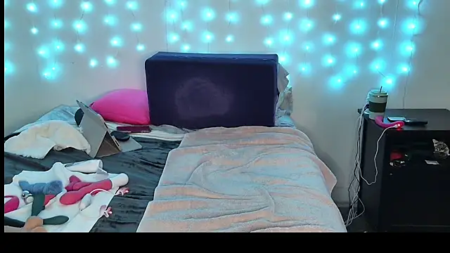 luvely_gurl live sex cam