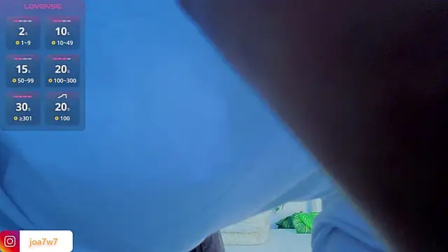 Levii_Ackermann live sex cam