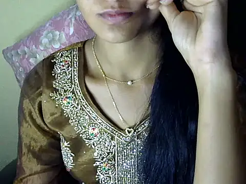 Khushi_v's cam snapshot