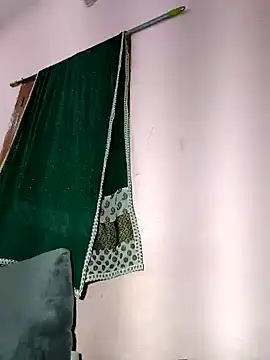 Pujapujat's cam snapshot