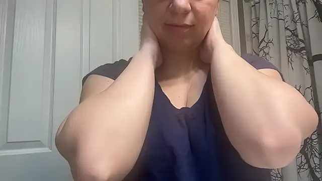 ShyFlameLive's cam snapshot