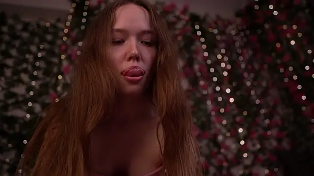 Petite_Polly's cam snapshot