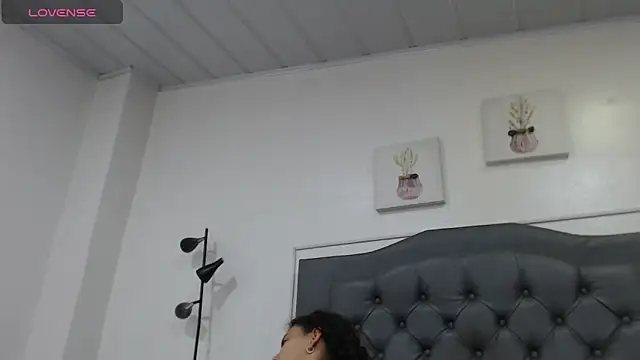 Giia_Monroe live sex cam