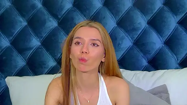 VanessaVienne's cam snapshot