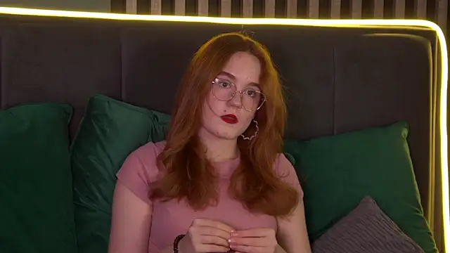 AmyRoy's cam snapshot