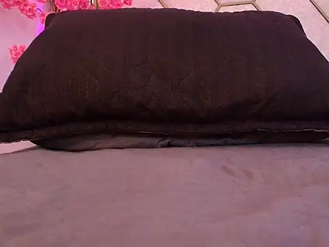 nathalya_summer's cam snapshot