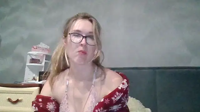 Jugira's cam snapshot