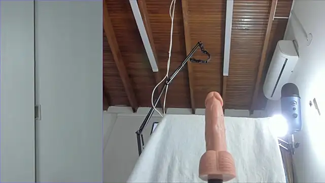 Lucy_carter_'s cam snapshot