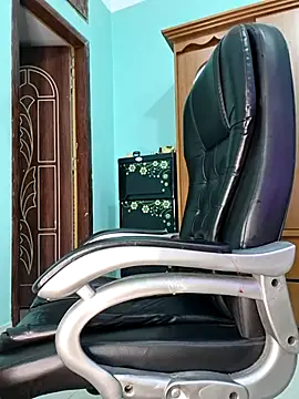 Bristy-'s cam snapshot