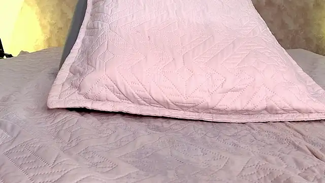 anisha_x's cam snapshot