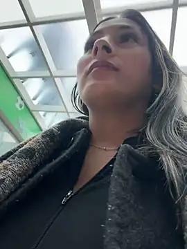 Cami_Leon2 live sex cam