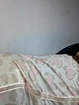 Royal-girl78's cam snapshot