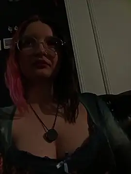 LindaGrant's cam snapshot