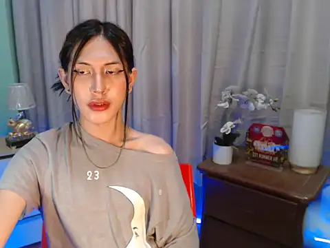 Yourplay1ngdoll live sex cam