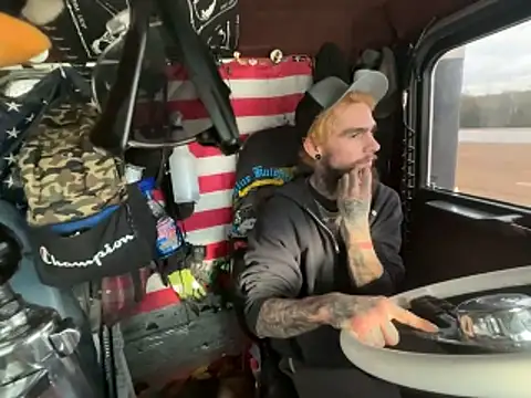 XMeF10's cam snapshot