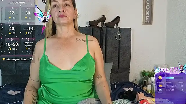 Kim_raver40's cam snapshot