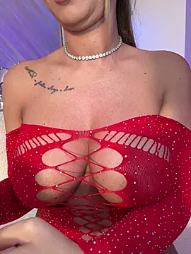 KirstieVegas live sex cam