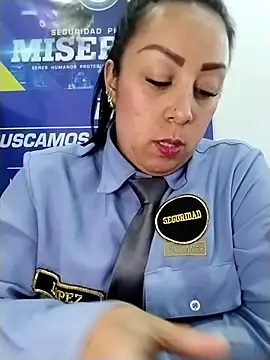 CRISTAL__11's cam snapshot