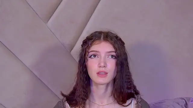 SophiaProve's cam snapshot