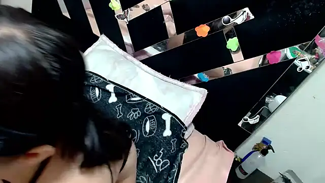 katery_wok11's cam snapshot