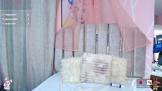 tinna_noa's cam snapshot