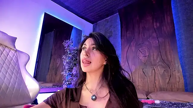 Taylor-Jonnees live sex cam