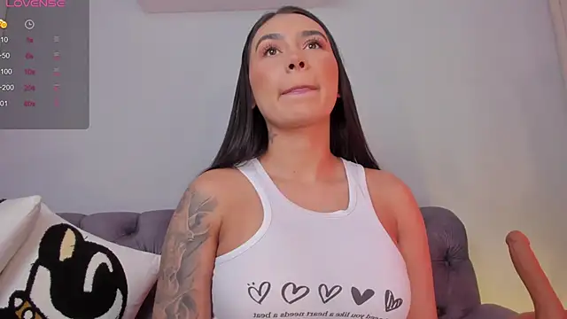 EllieMitchell live sex cam