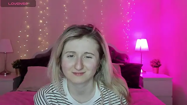 CamillaDreamer's cam snapshot