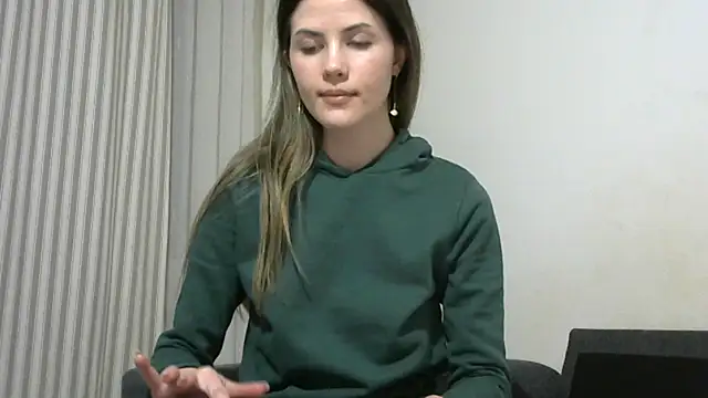 Erii18's cam snapshot