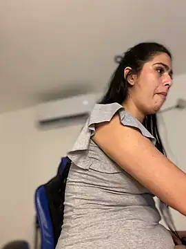 Nahomyy_1 live sex cam