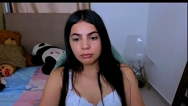 _elenna's cam snapshot