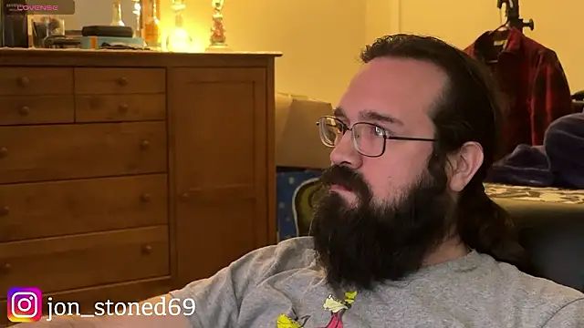 beardedfantasydaddy's cam snapshot