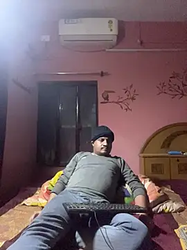 Saxymood1111's cam snapshot