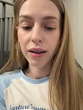 kira_mia live sex cam